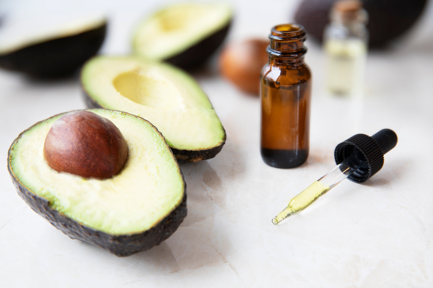 Avocado oil dropper bottle 2021 08 26 22 29 22 utc.jpg